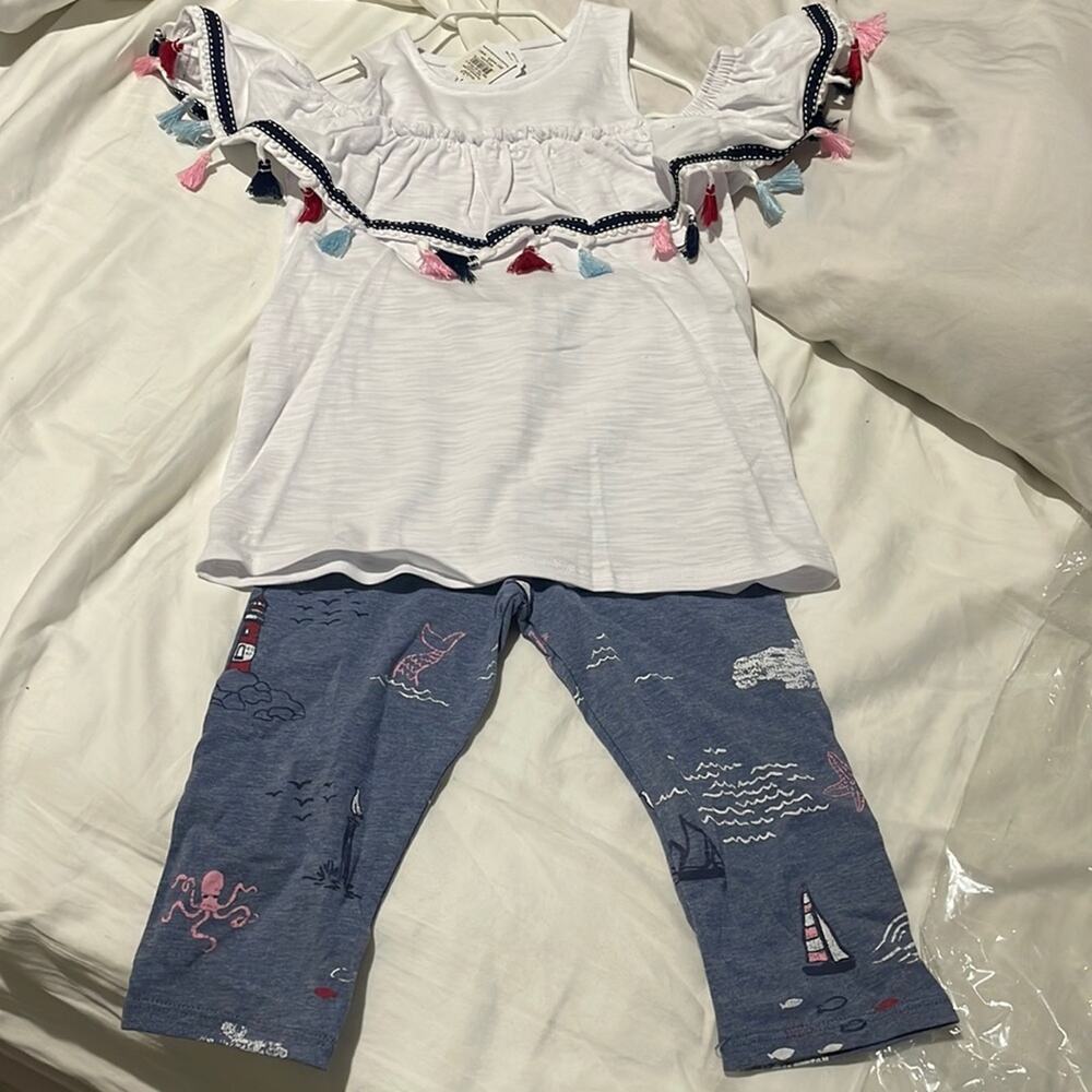 MudPie 5t cold shoulder white multicolored tassel top nautical capri pants NWT
